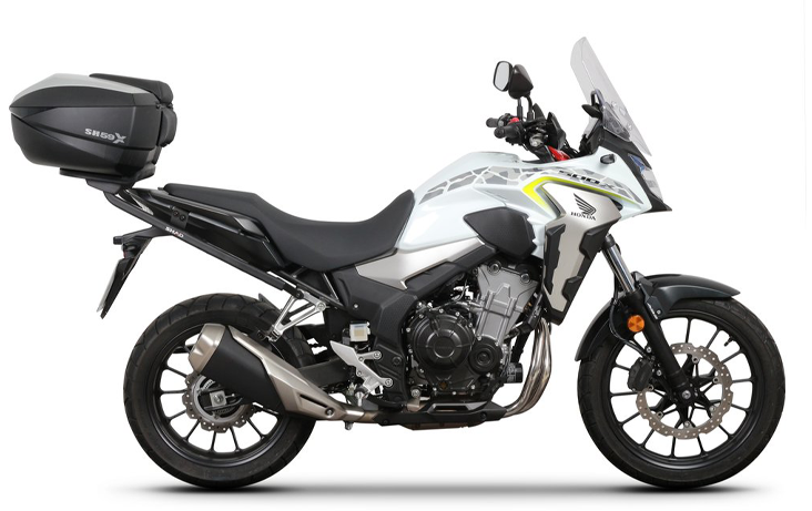 La Honda CB500X es una moto trail que está en oferta con Honda Plus Go! de  serie, matricula incluida